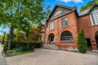 Semi-Detached in Toronto