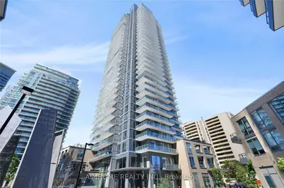 Condo Apartment in Toronto