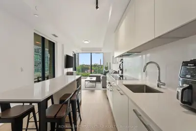 200 Sudbury Street 401, Toronto, On M6j 0h1