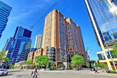 Condo Apartment in Toronto