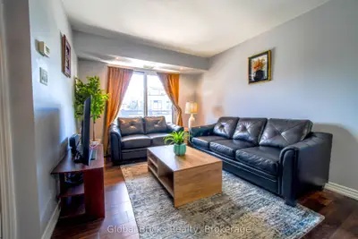 872 Sheppard Avenue W 308, Toronto, On M3h 2t5