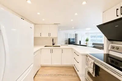 Condo Apartment in Toronto