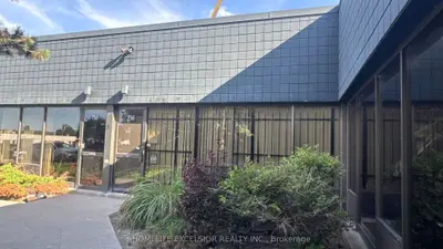 756 Gordon Baker Road, Toronto, On M2h 3b4