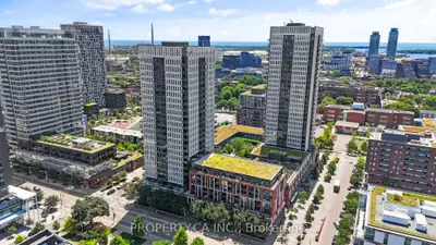 170 Sumach Street 2212, Toronto, On M5a 0c3