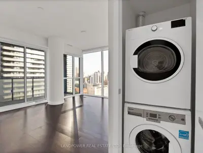 15 Grenville Street 2609, Toronto, On M4y 0b9