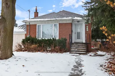 Duplex in Toronto