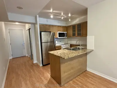 Condo Apartment in Toronto