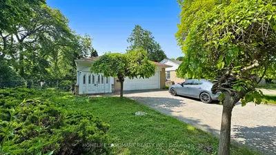 117 Arjay Crescent, Toronto, On M2l 1c6