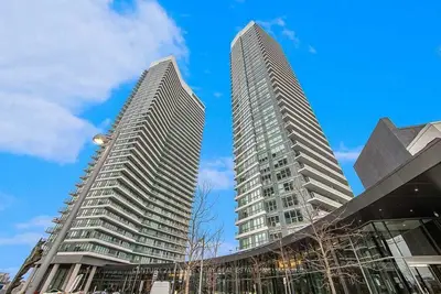 Condo Apartment in Toronto