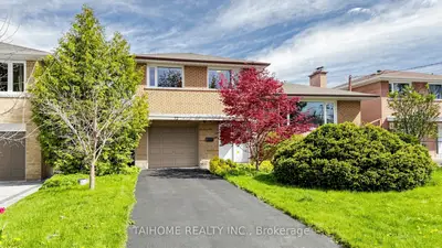72 Bowerbank Drive, Toronto, On M2m 2a1