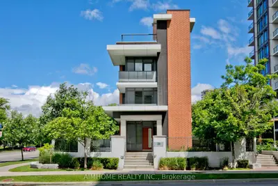 Condo Townhouse in Toronto