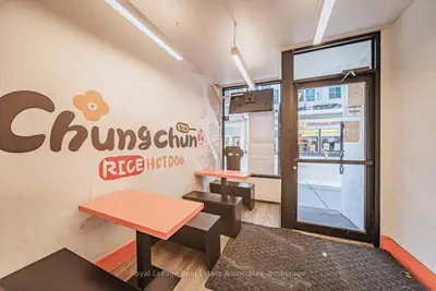 582 Yonge Street, Toronto, On M4y 1z3