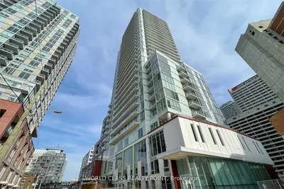 33 Helendale Avenue 1404, Toronto, On M4r 0a4