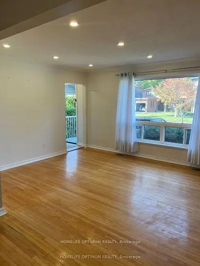 51 Northwood Drive, Toronto, On M2m 2j9