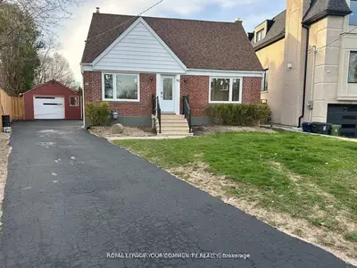 Detached in Toronto