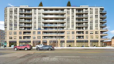 Condo Apartment in Toronto