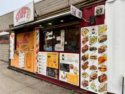 707 Dundas Street W, Toronto, On M5t 2w6
