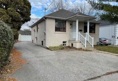 74 Reiner Road, Toronto, On M3h 2l5