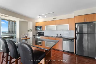 80 Western Battery Road 1011, Toronto, On M6k 3s1