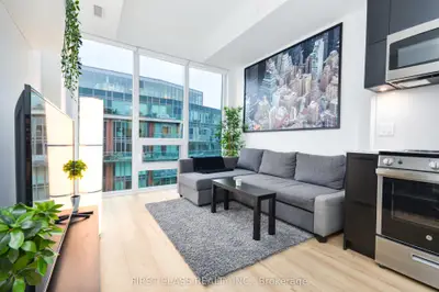 Condo Apartment in Toronto