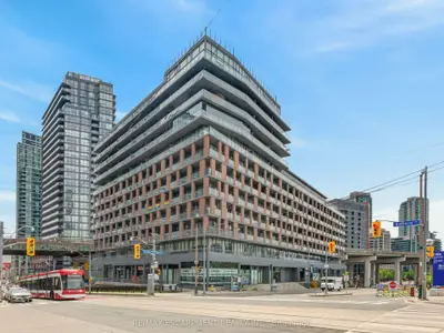 Condo Apartment in Toronto