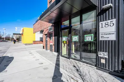 185 Alberta Avenue # 810, Toronto, On M6c 0a5