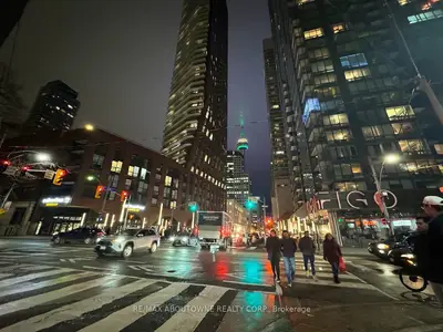 Condo Apartment in Toronto
