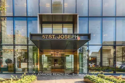 Condo Apartment in Toronto