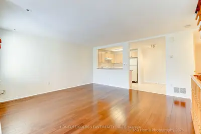 108 Finch Avenue W B30, Toronto, On M2n 6w6