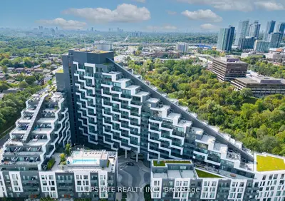 Condo Apartment in Toronto