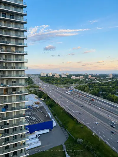 Condo Apartment in Toronto