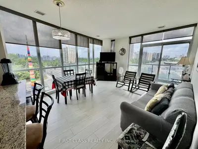 Condo Apartment in Toronto