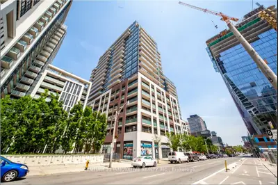 Condo Apartment in Toronto