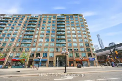 Condo Apartment in Toronto