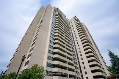Condo Apartment in Toronto