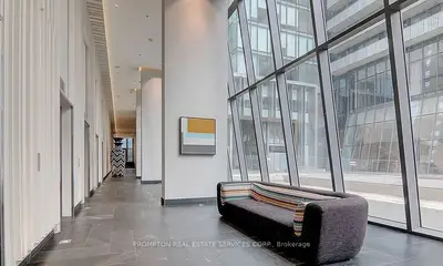 42 Charles Street E 607, Toronto, On M4y 1t4