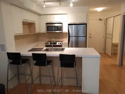 Condo Apartment in Toronto