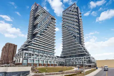 30 Inn On The Park Drive 518, Toronto, On M3c 0p7