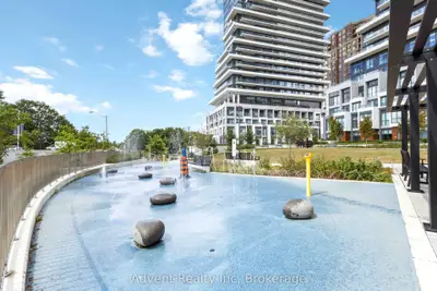 30 Inn On The Park Drive 518, Toronto, On M3c 0p7