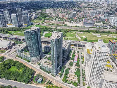 215 Fort York Boulevard 217, Toronto, On M5v 4a2