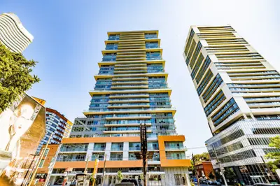 Condo Apartment in Toronto