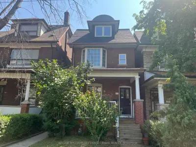 Duplex in Toronto
