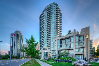 Condo Apartment in Toronto