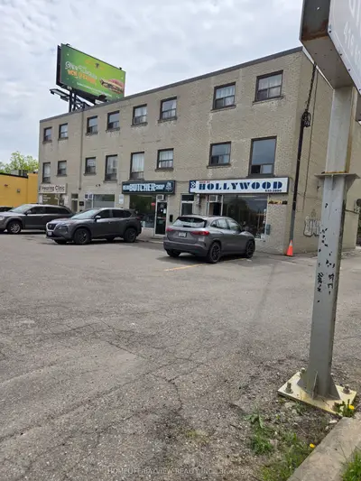 915-925 Sheppard Avenue W, Toronto, On M3t 2h7