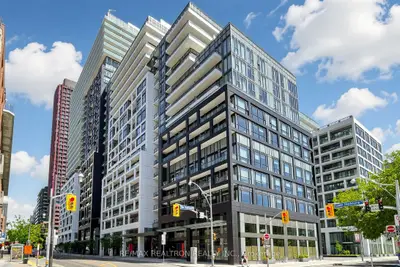 Condo Apartment in Toronto