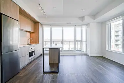 35 Tubman Avenue 921, Toronto, On M5a 0m8