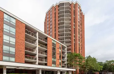 Condo Apartment in Toronto