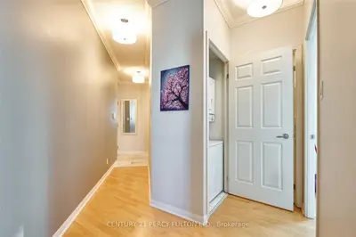 230 Queens Quay W 1016, Toronto, On M5j 1b5