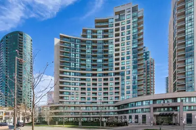 Condo Apartment in Toronto