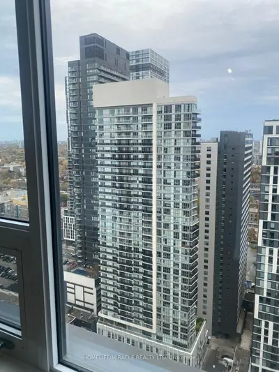82 Dalhousie Street 3602, Toronto, On M5b 0c5